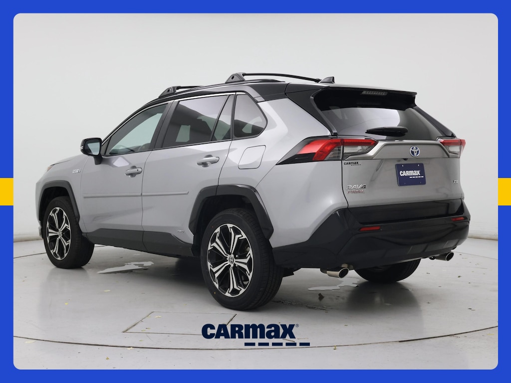 2023 Toyota RAV4 Prime XSE Image 2 of 22