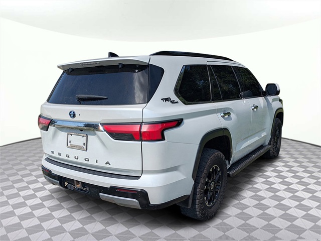 Vehicle image 6 of 36