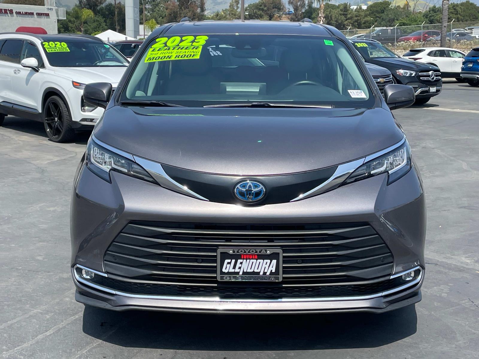 Vehicle image 2 of 30