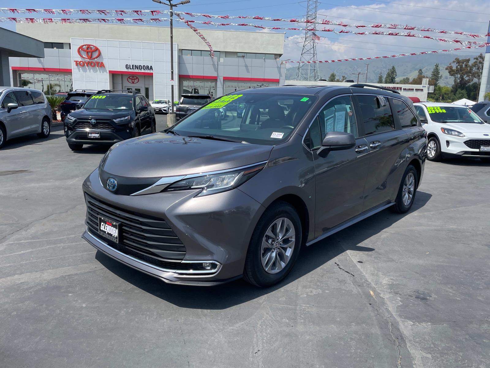 Vehicle image 1 of 30