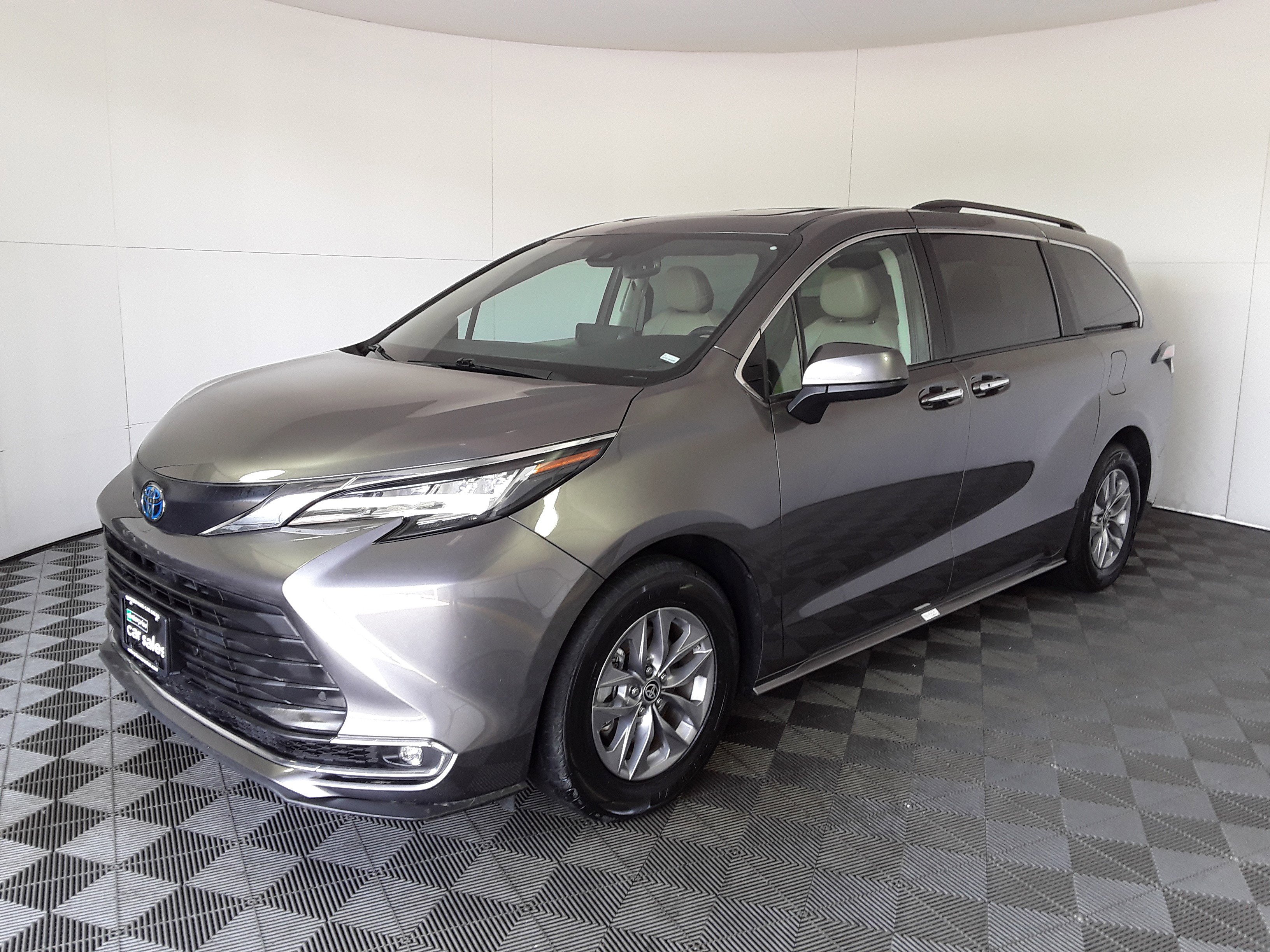 Vehicle image 1 of 22