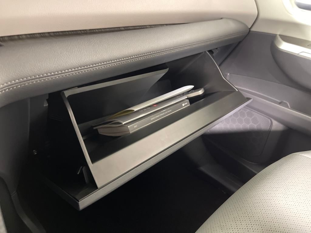 Vehicle image 29 of 30