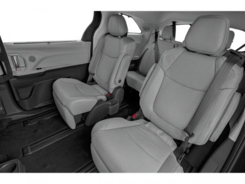 Vehicle image 16 of 19