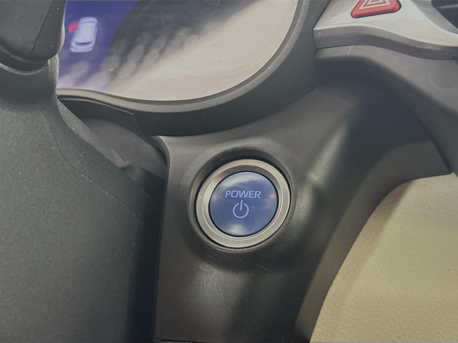 Vehicle image 23 of 54