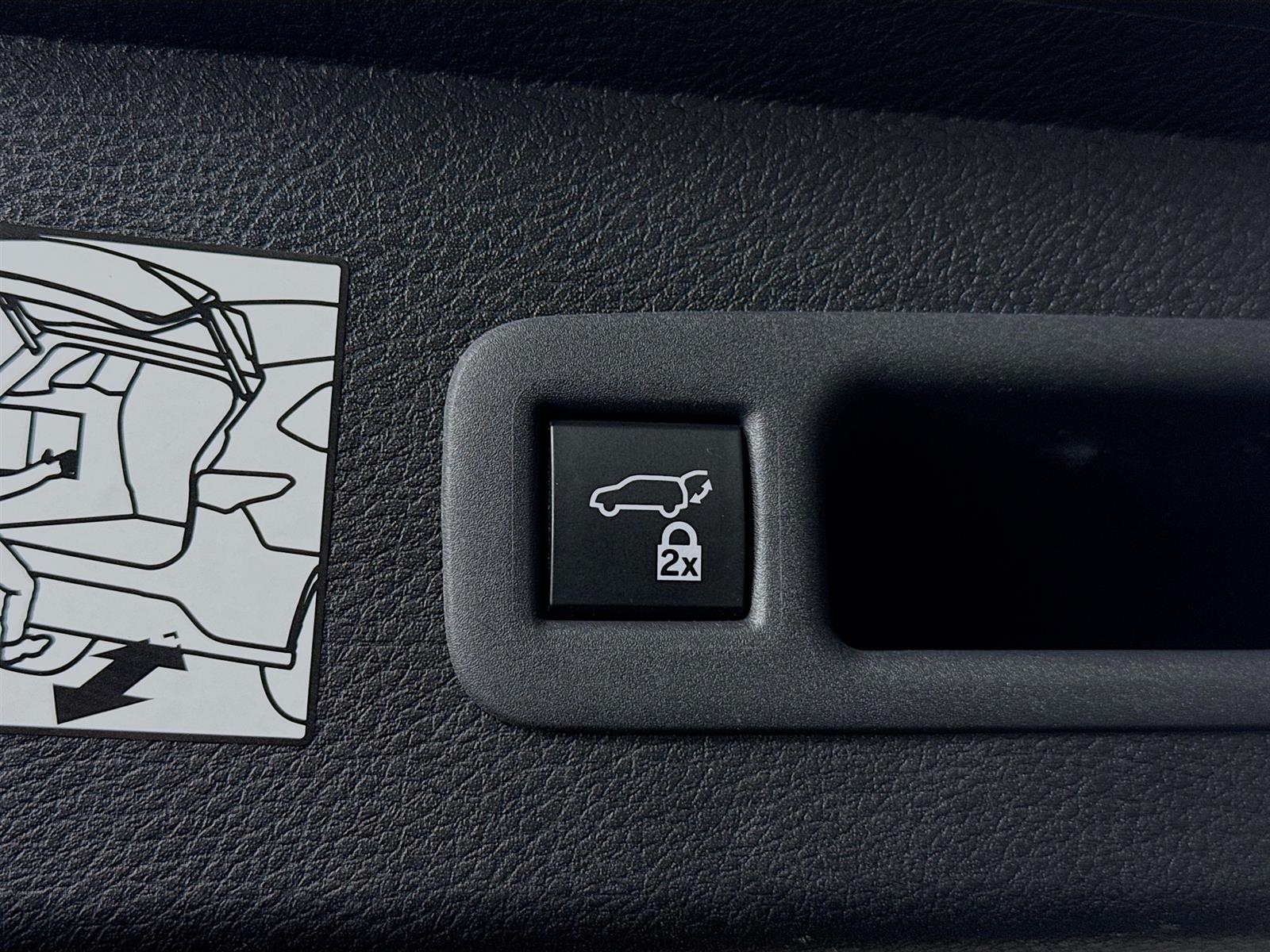Vehicle image 48 of 54