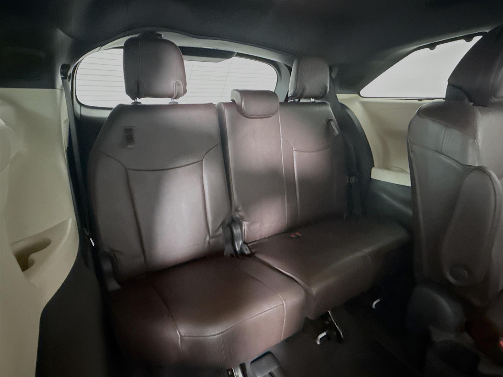 Vehicle image 49 of 54