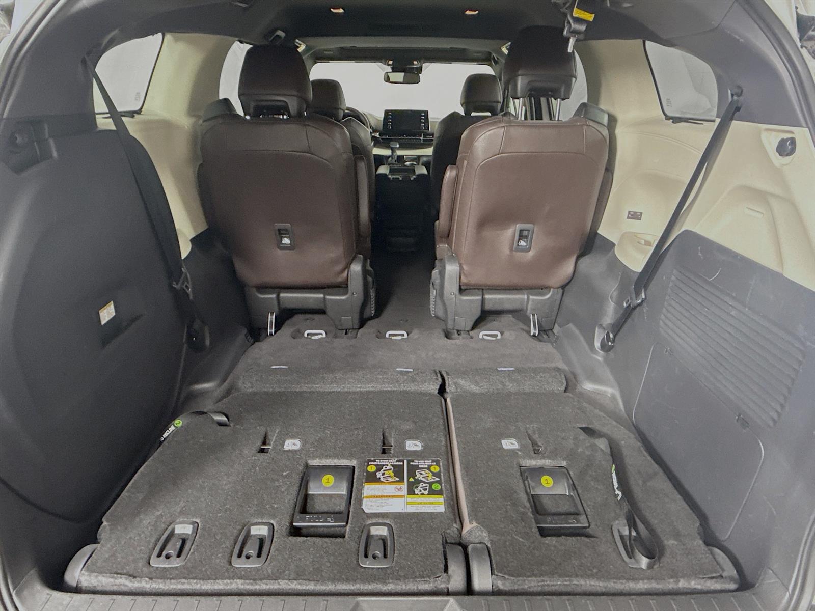 Vehicle image 46 of 54