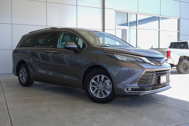 Vehicle image 1 of 26