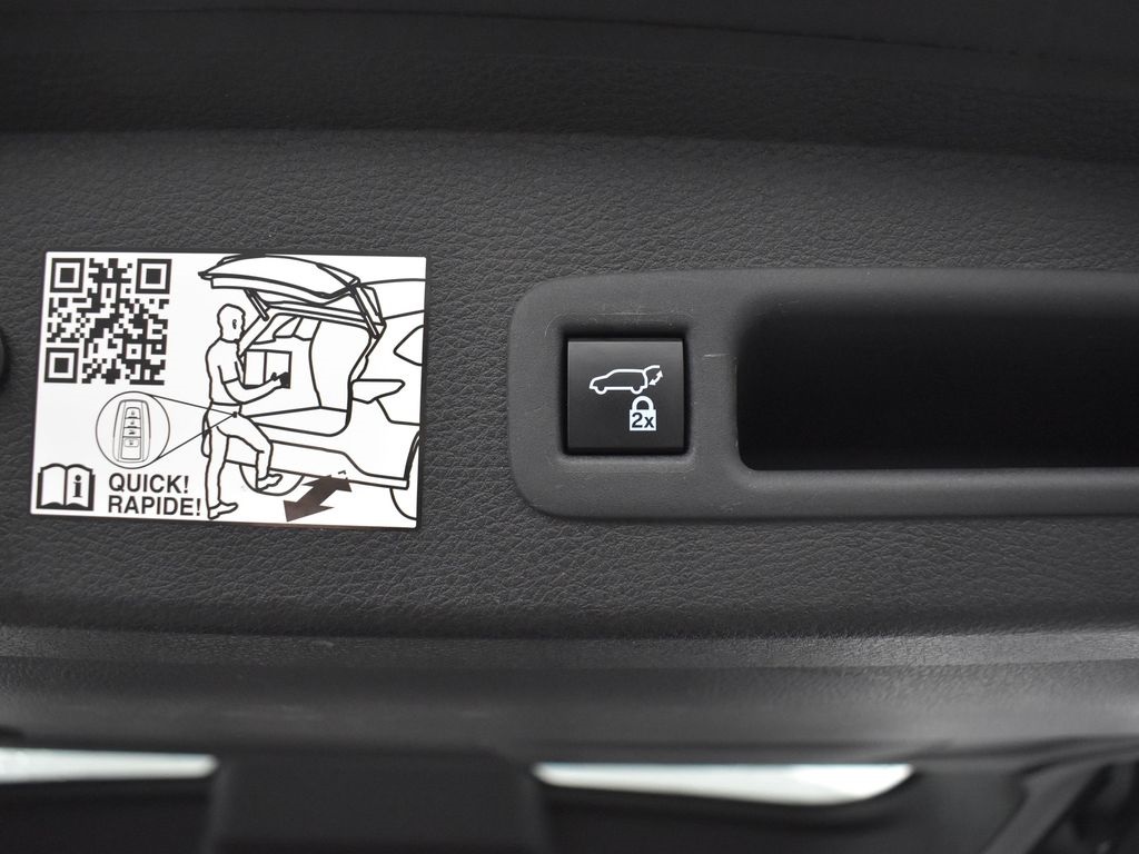 Vehicle image 56 of 61