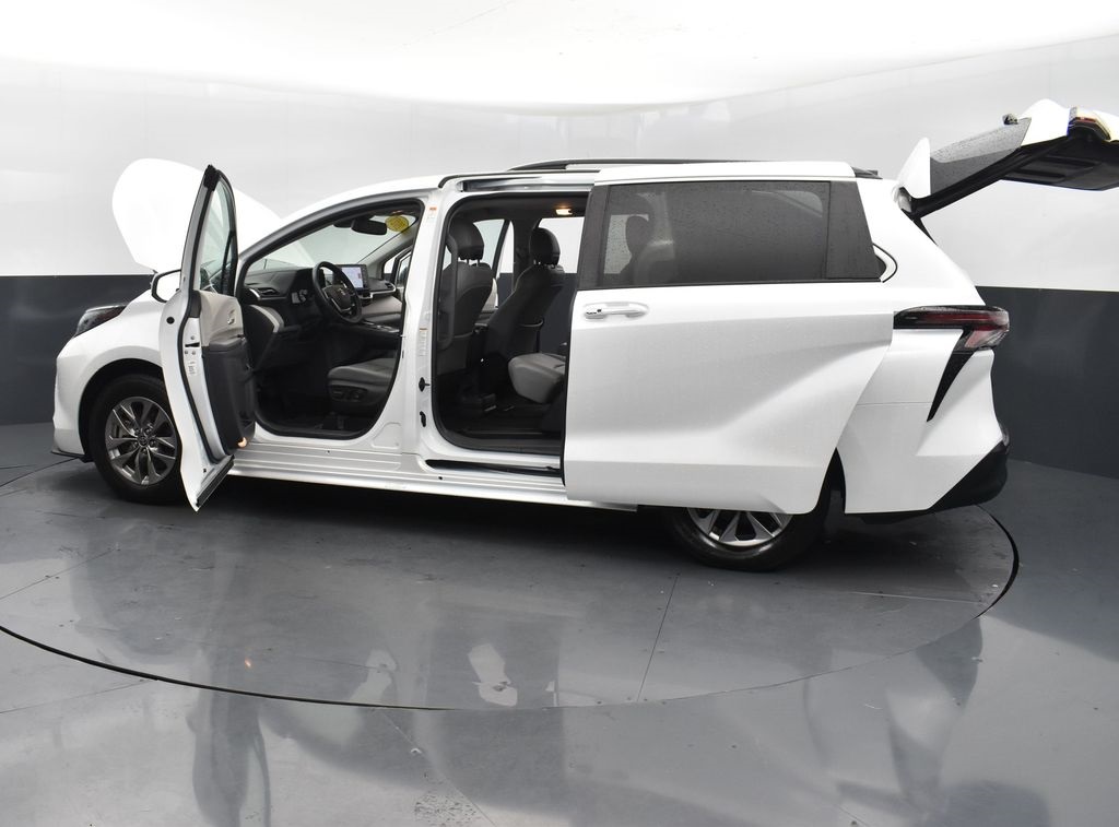 Vehicle image 61 of 61