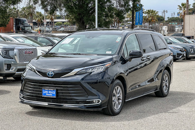 Vehicle image 1 of 27