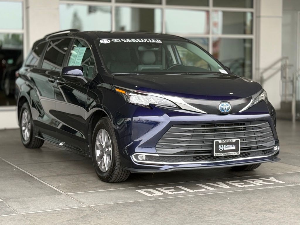 Vehicle image 5 of 36