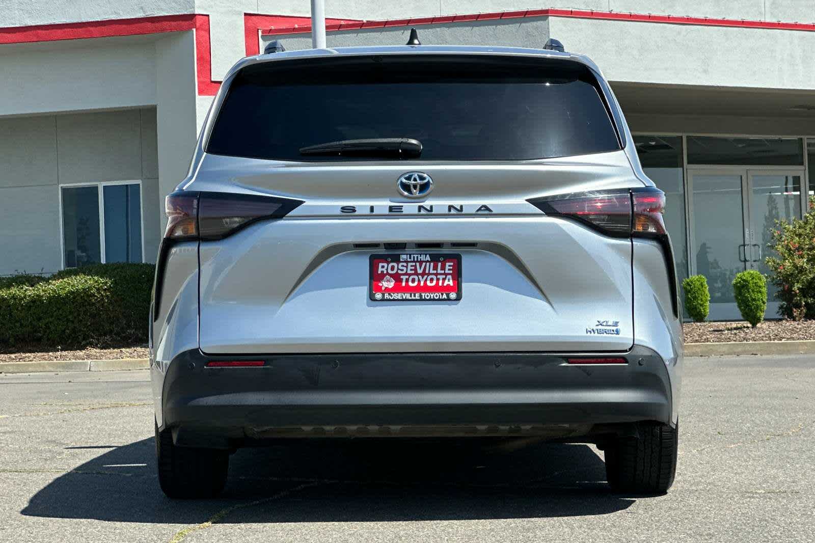 Vehicle image 6 of 35