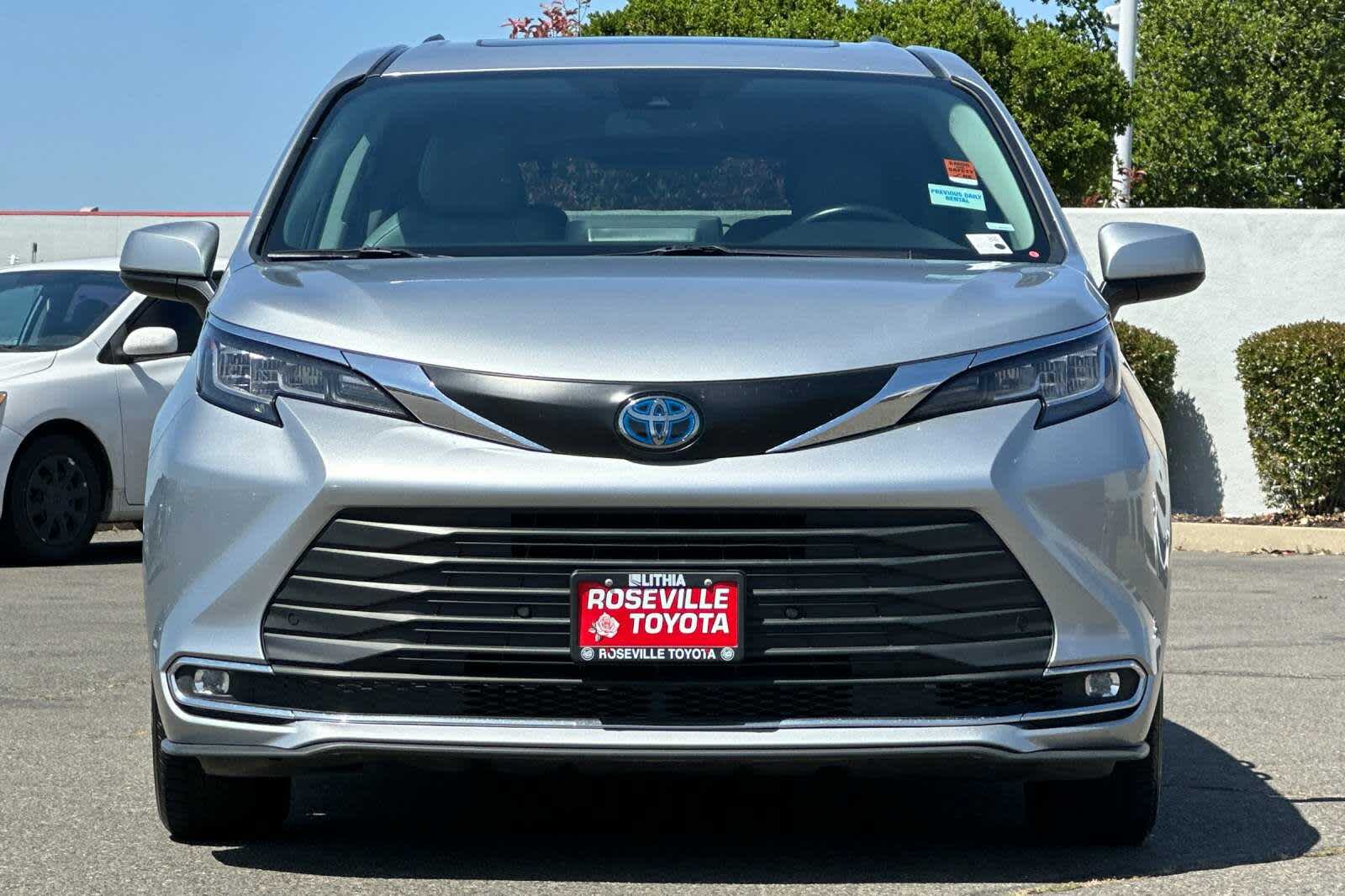 Vehicle image 2 of 35