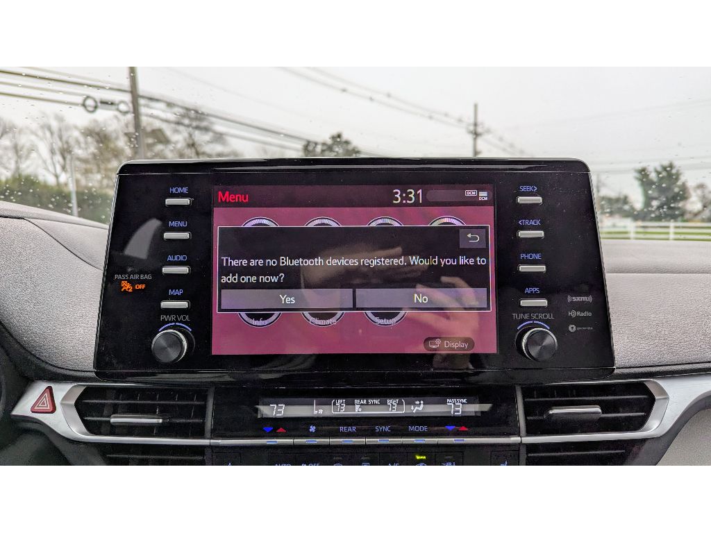 Vehicle image 23 of 30