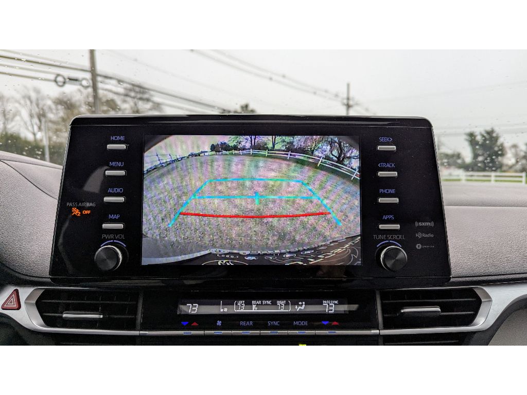 Vehicle image 26 of 30