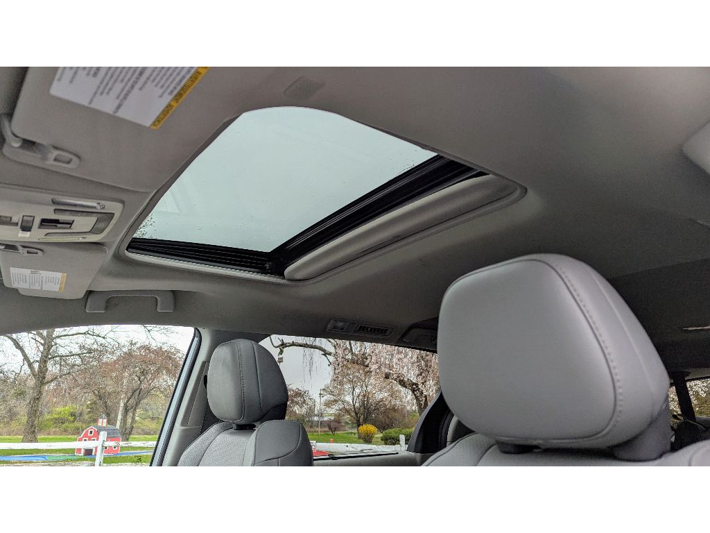 Vehicle image 15 of 30