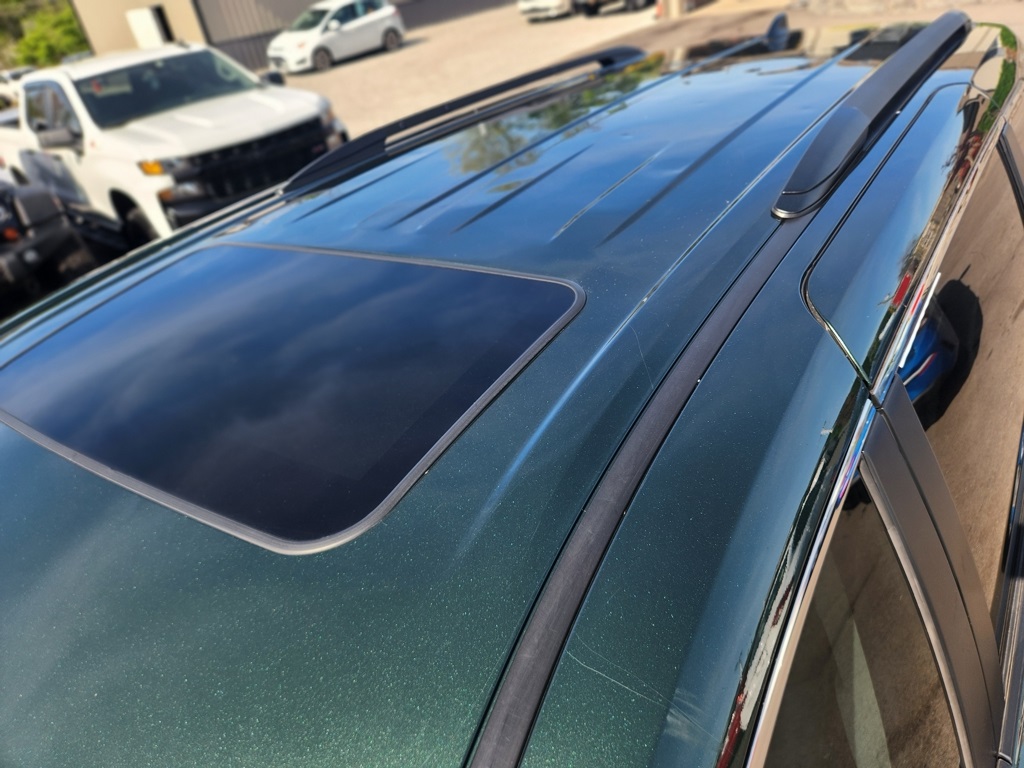 Vehicle image 22 of 46