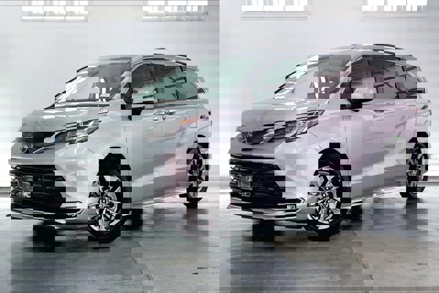 Vehicle image 1 of 34
