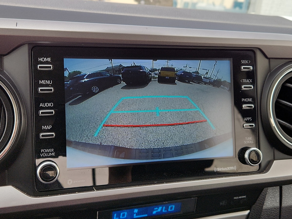 Vehicle image 8 of 12