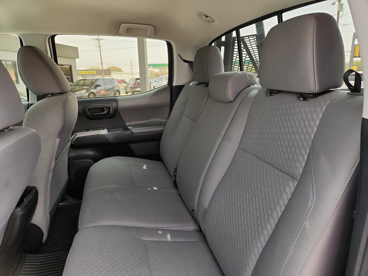 Vehicle image 5 of 12