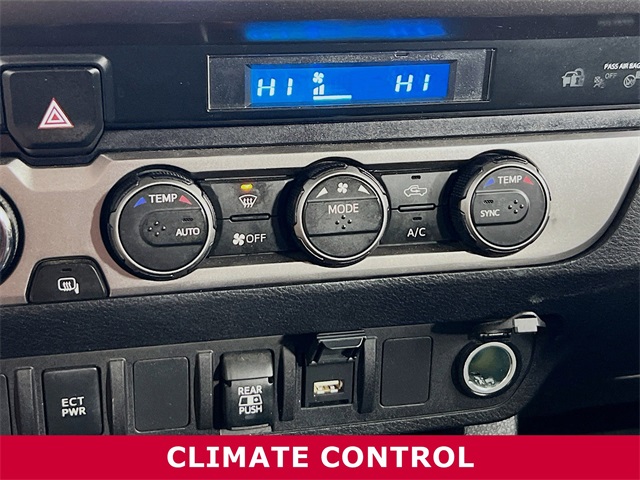 Vehicle image 14 of 32