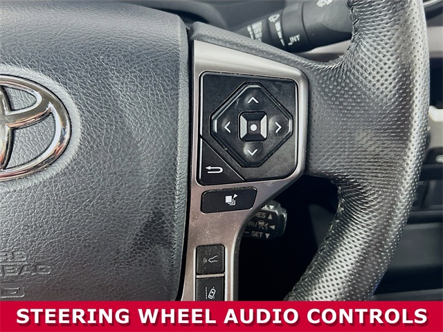 Vehicle image 19 of 32
