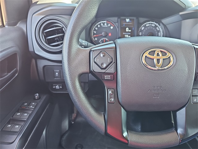 Vehicle image 18 of 23