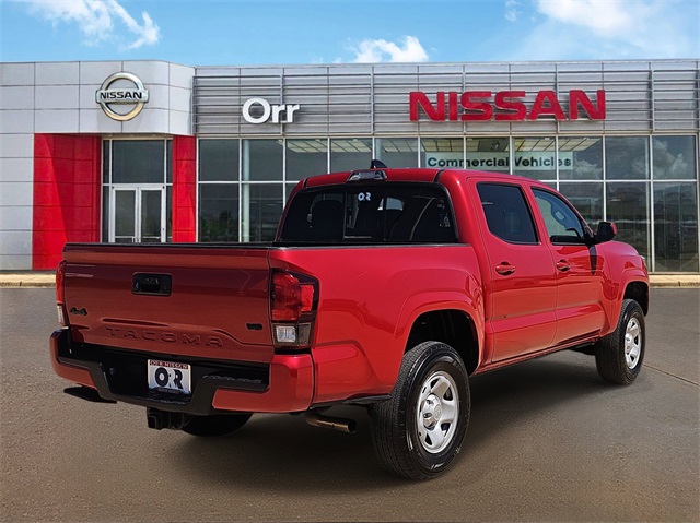 Vehicle image 4 of 23