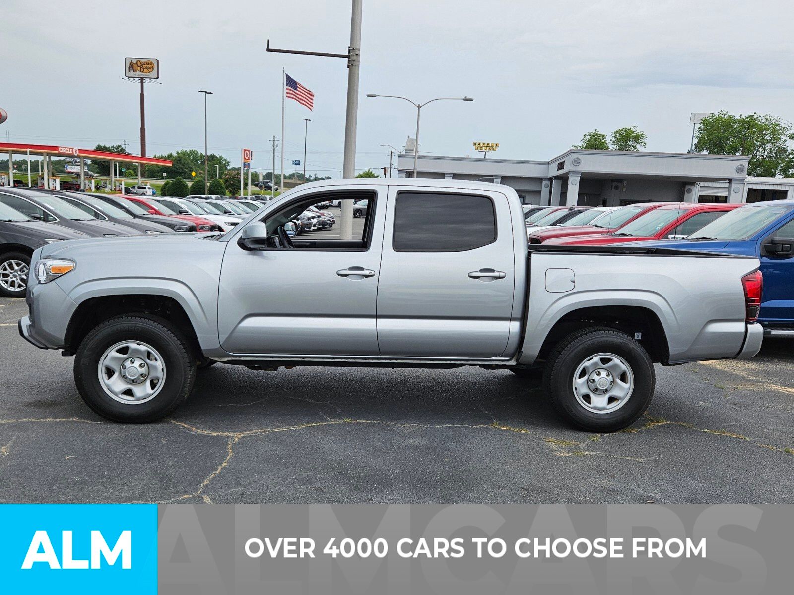 Vehicle image 7 of 32