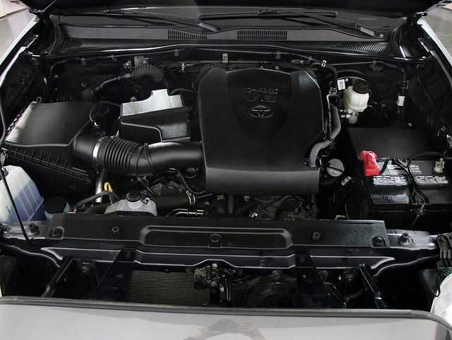 2023 Toyota Tacoma SR Image 8 of 36