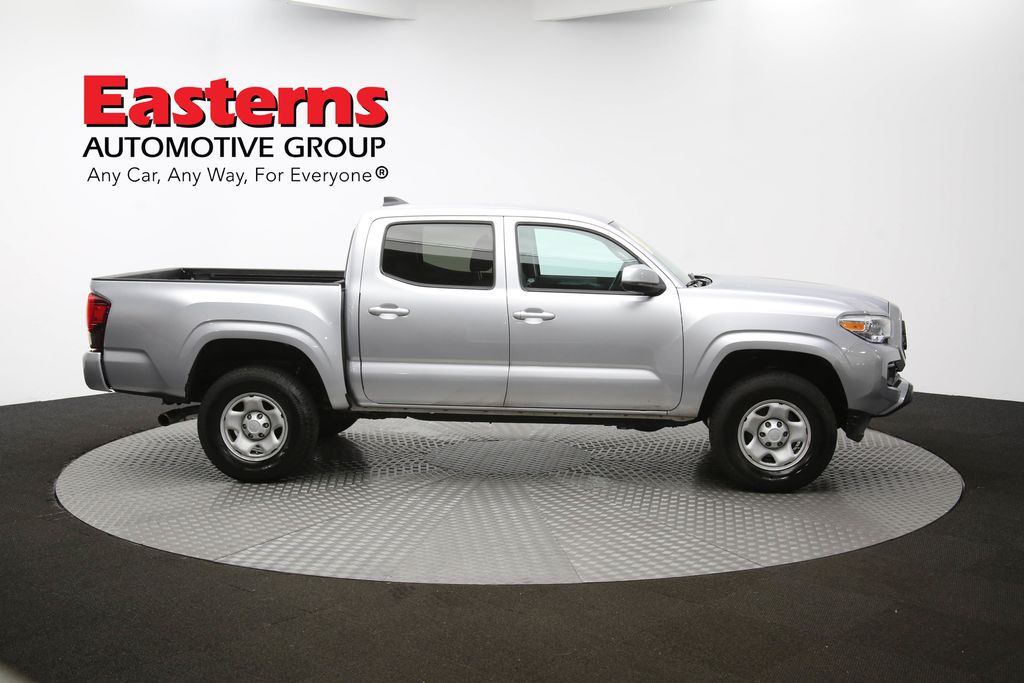 Vehicle image 17 of 59