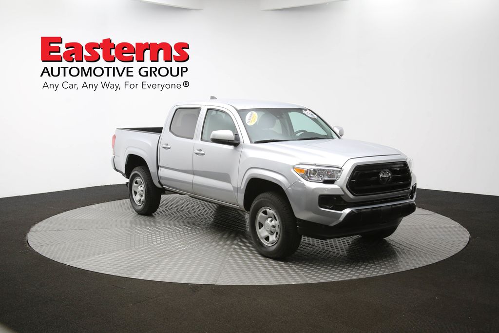 Vehicle image 10 of 59