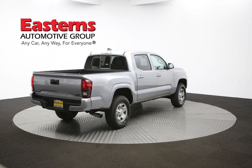 Vehicle image 21 of 59
