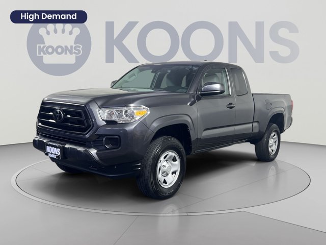 2023 Toyota Tacoma SR Image 2 of 30