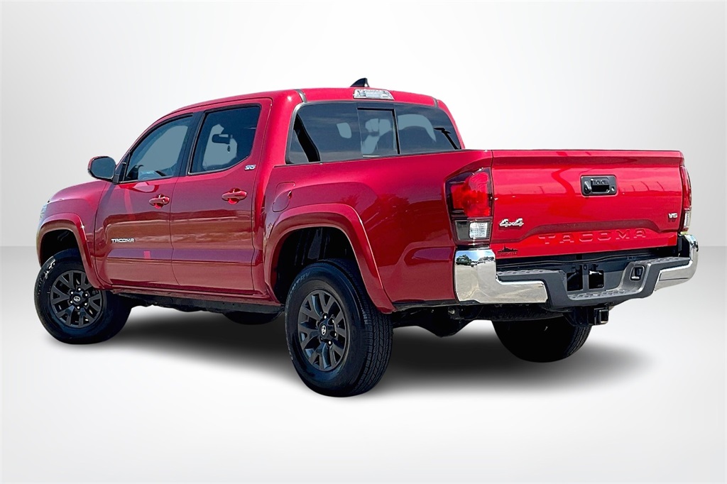 Vehicle image 7 of 34