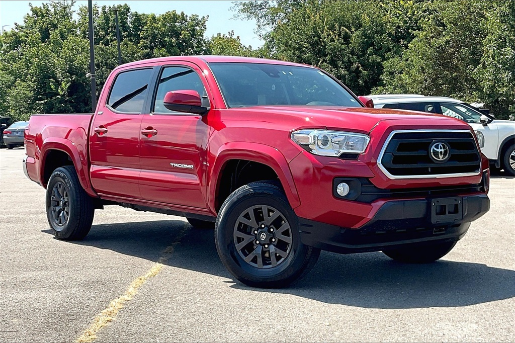 Vehicle image 4 of 34