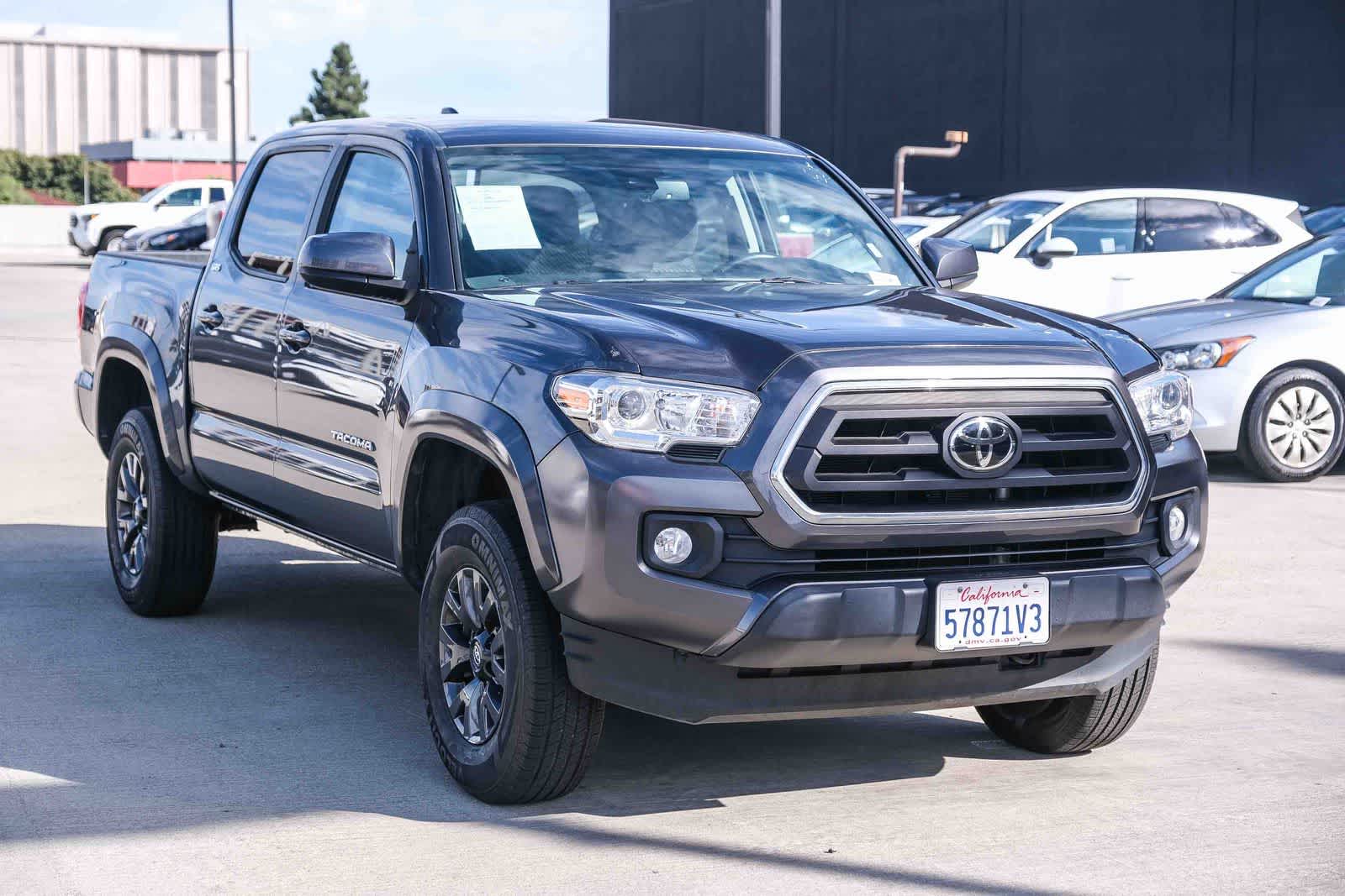 2023 Toyota Tacoma SR5 Image 3 of 27