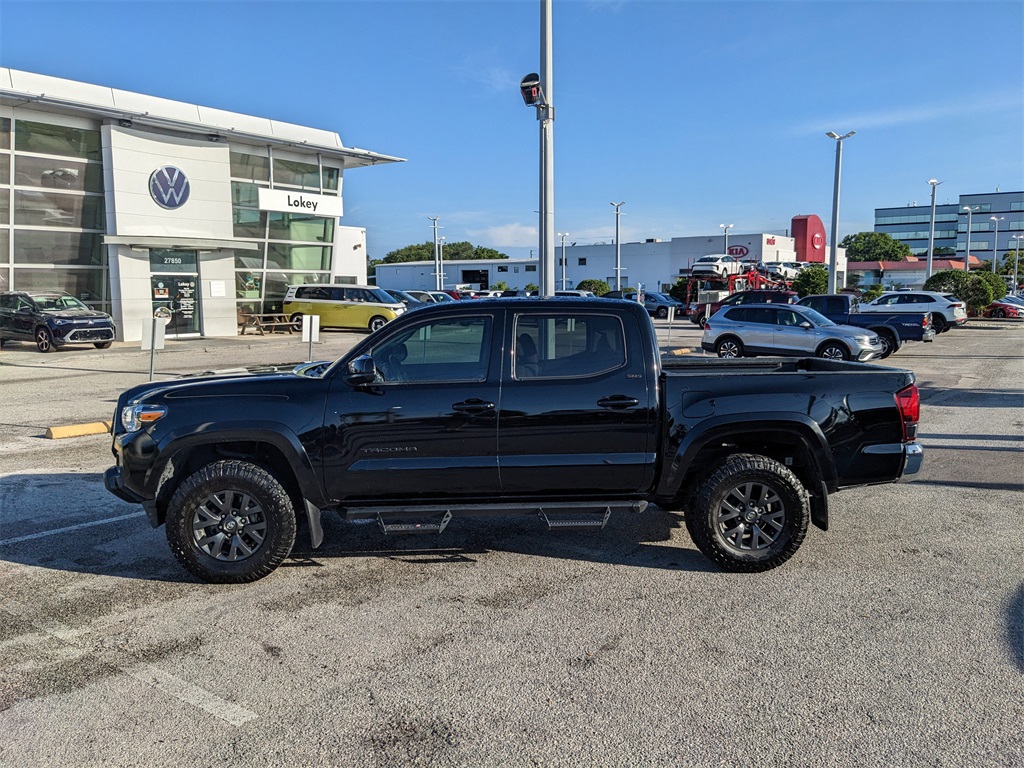 Vehicle image 9 of 36