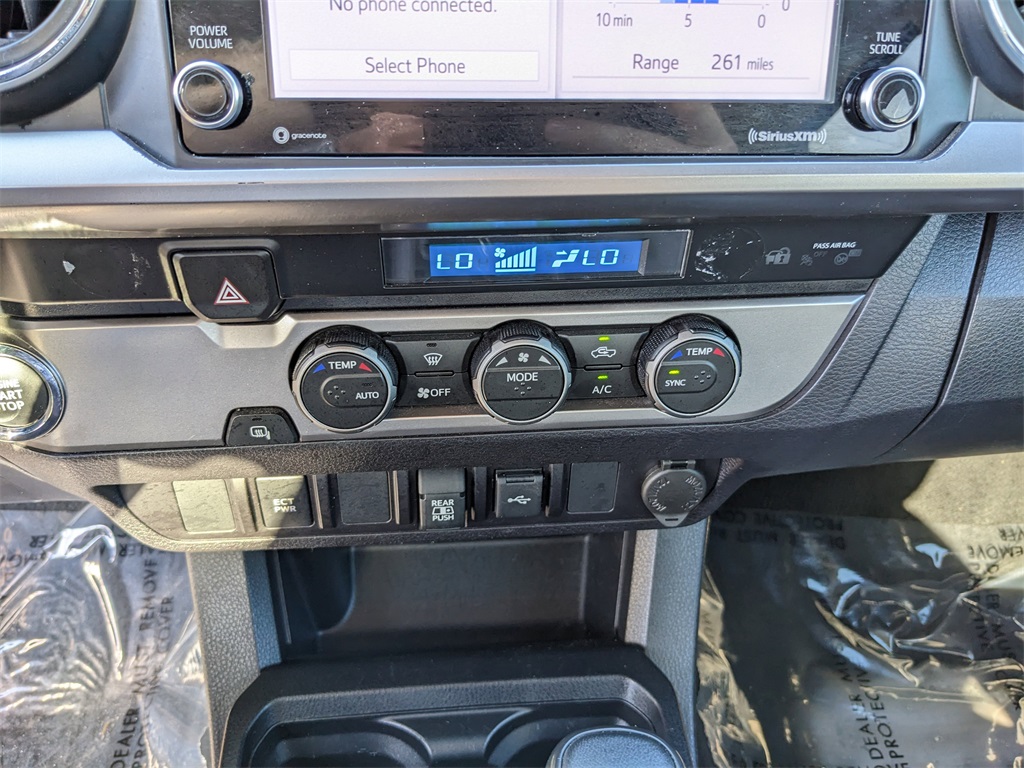 Vehicle image 28 of 36