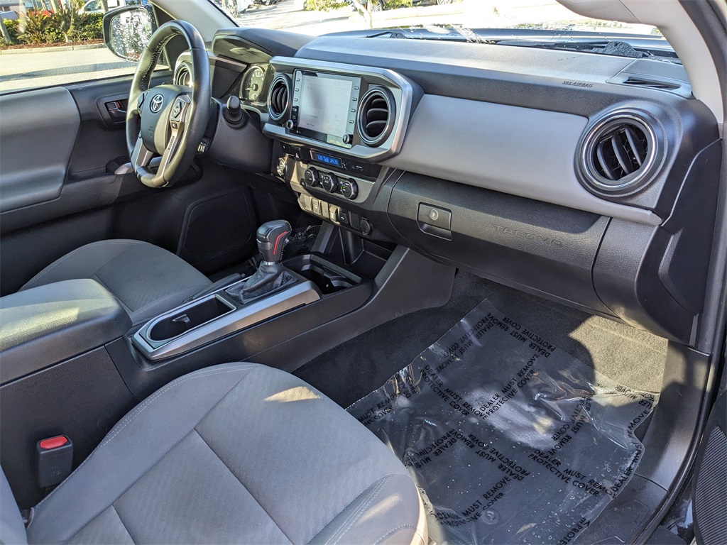 Vehicle image 15 of 36
