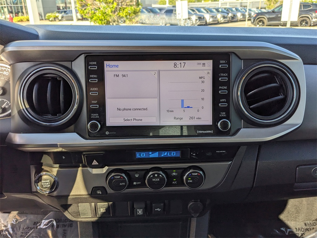 Vehicle image 26 of 36