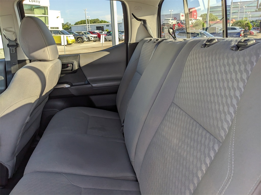 Vehicle image 11 of 36