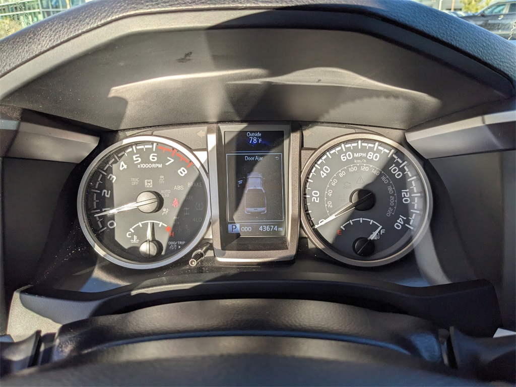 Vehicle image 19 of 36