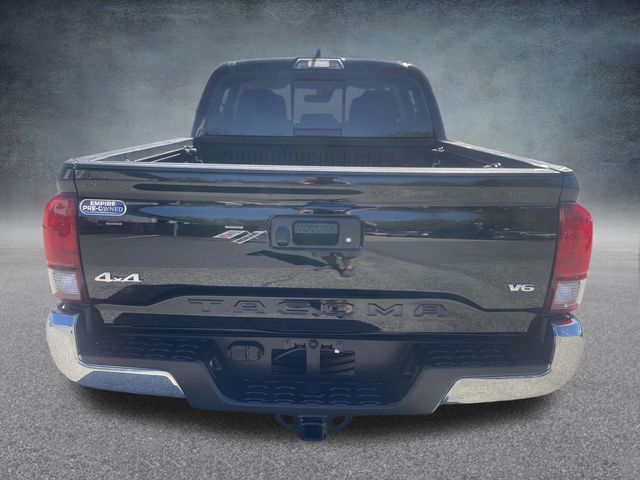 Vehicle image 7 of 35