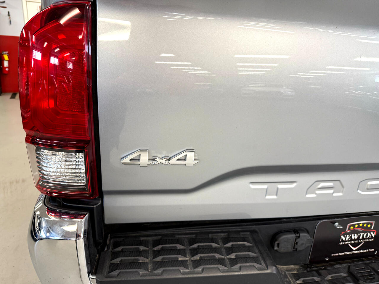 Vehicle image 12 of 51
