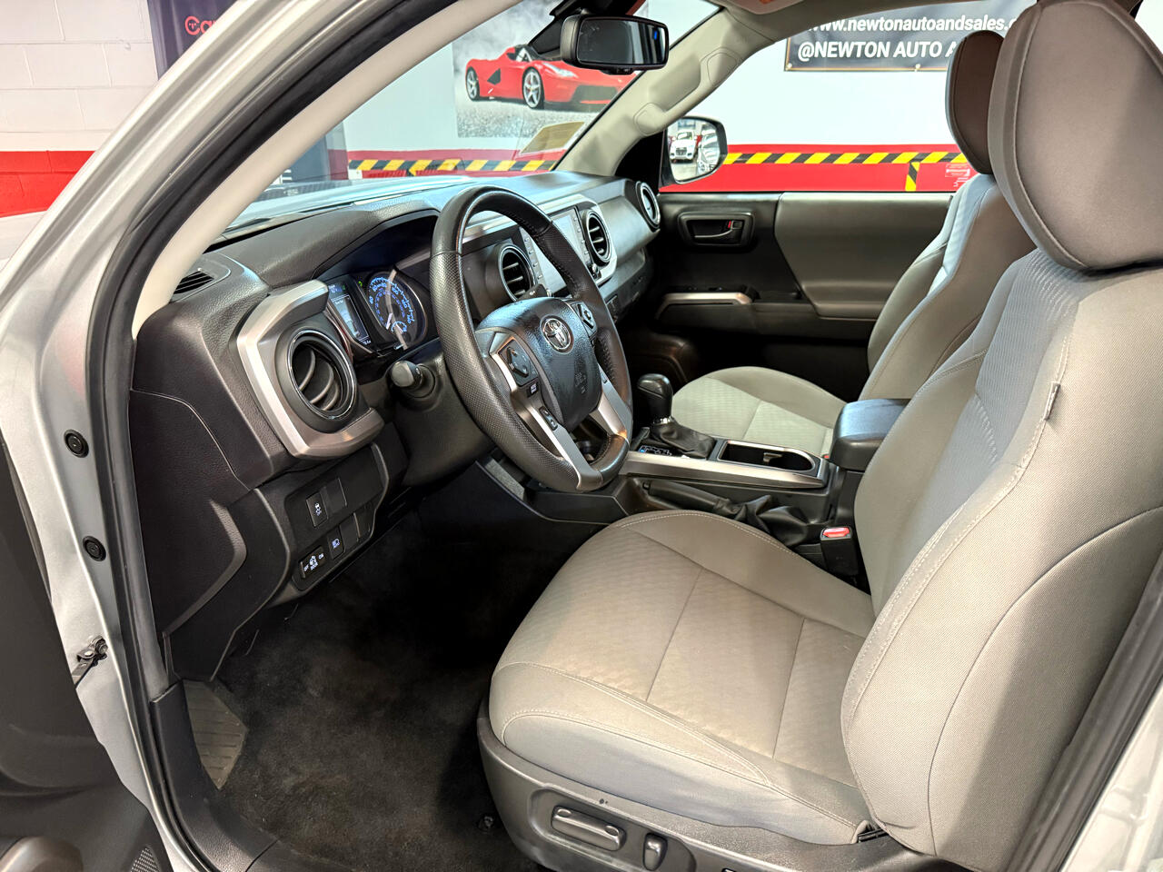 Vehicle image 24 of 51