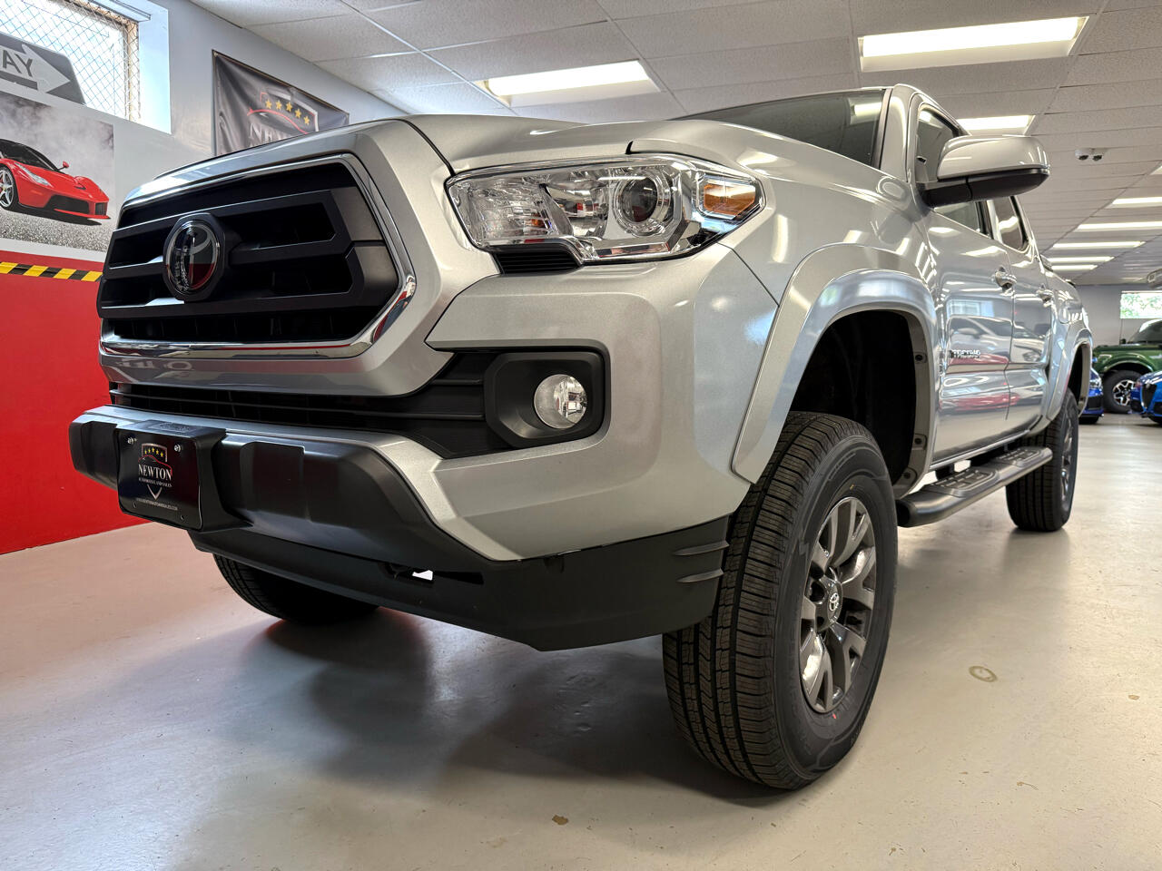 Vehicle image 4 of 51