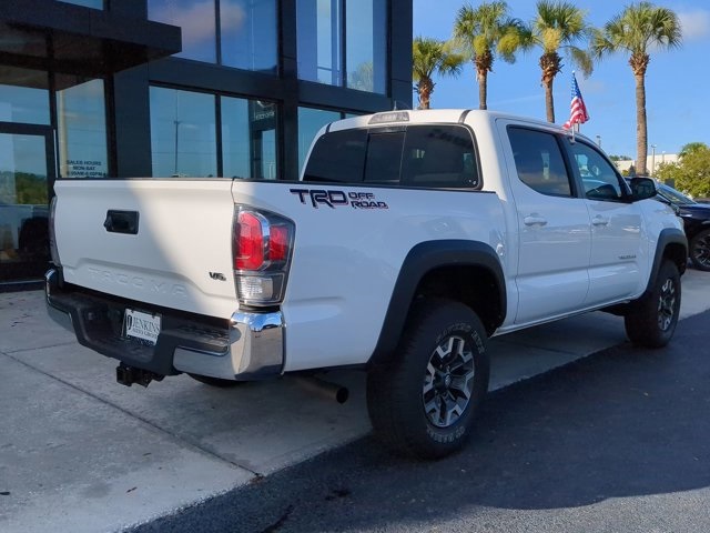 Vehicle image 5 of 26