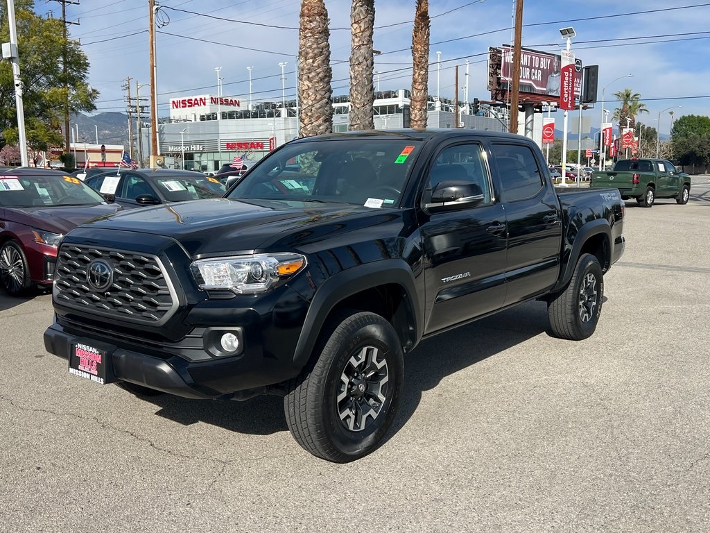Vehicle image 9 of 28